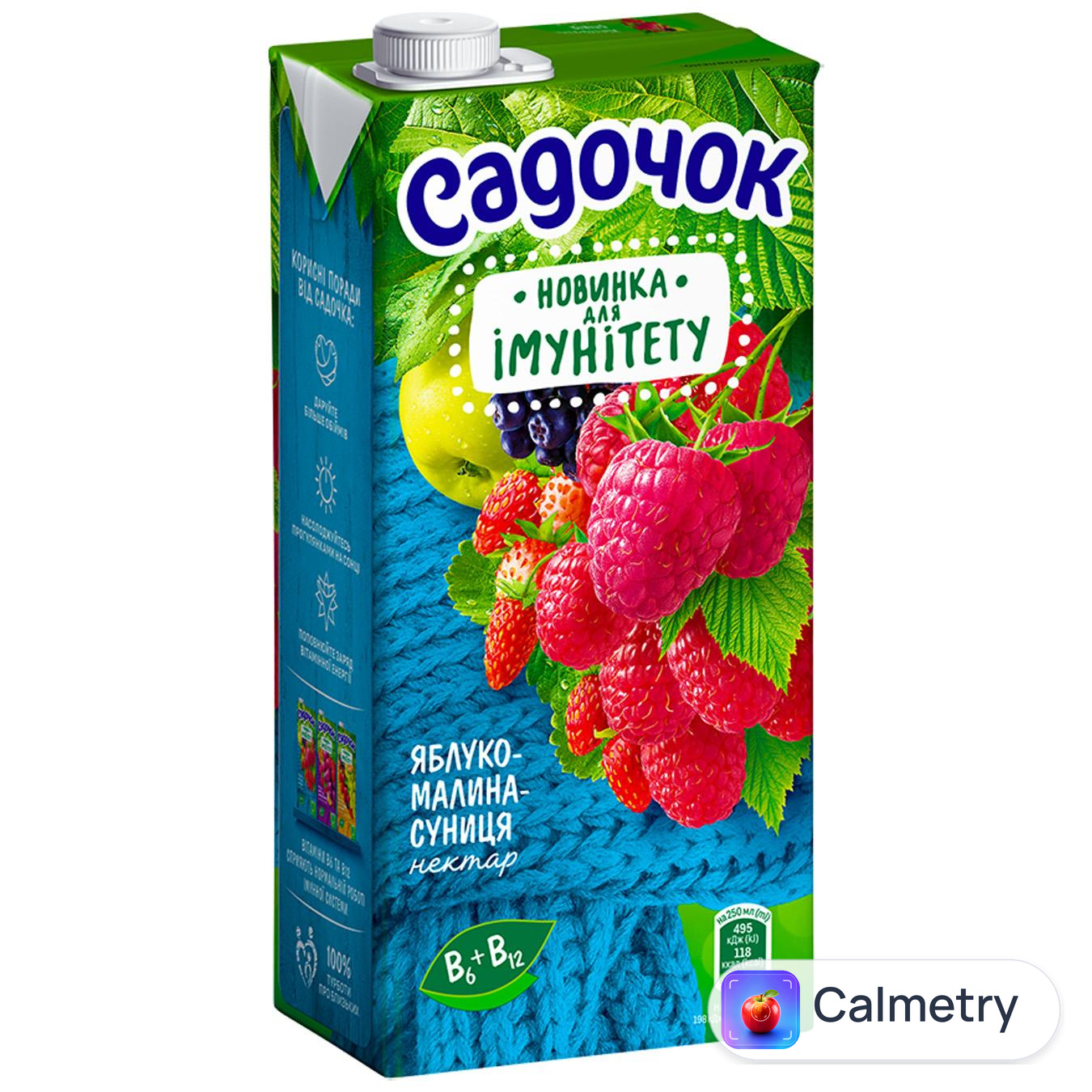 Нектар Садочок Яблуко-малина-суниця з м`якоттю 0,95л — фото продукту