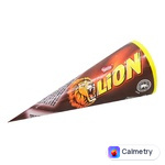 Морозиво NESTLÉ® LION® карамельне та бісквітне з карамельним соусом та молочним шоколадом 72г — фото продукту