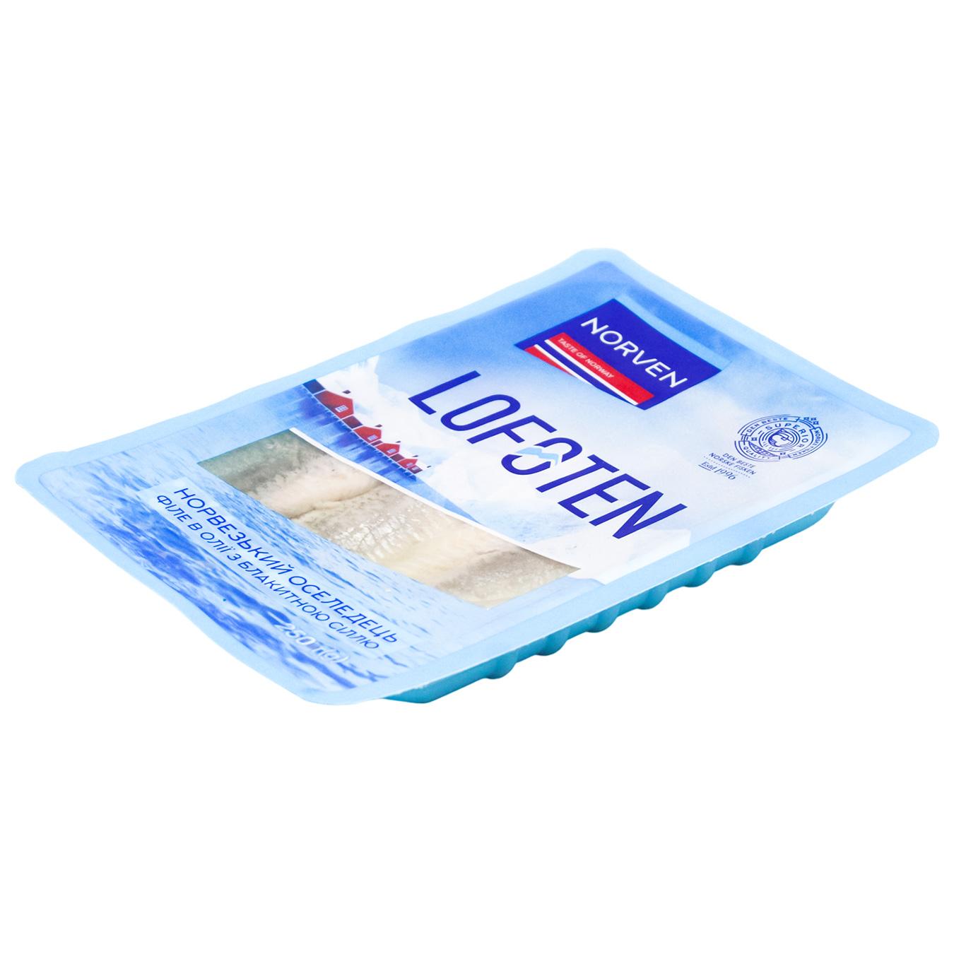 Оселедець Norven Lofoten філе в олії з блакитною сіллю 250г — фото продукту