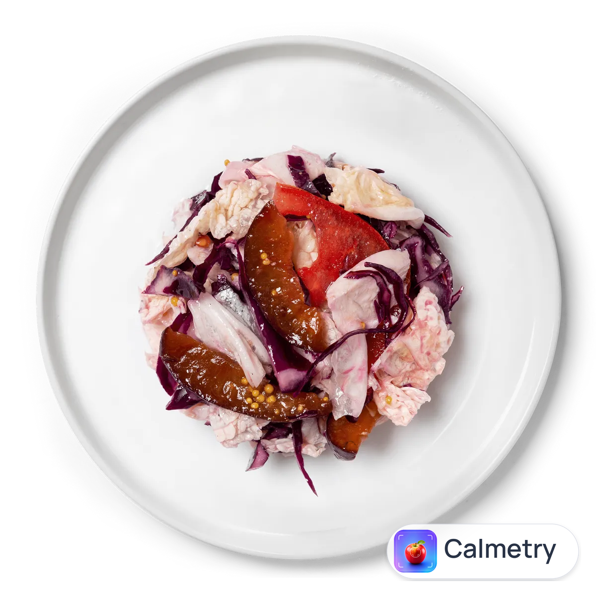 Салат з капустою та курячим філе і сливами