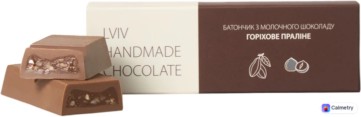 Батончик Lviv Handmade Chocolate з молочного шоколаду з горіховою начинкою 48г