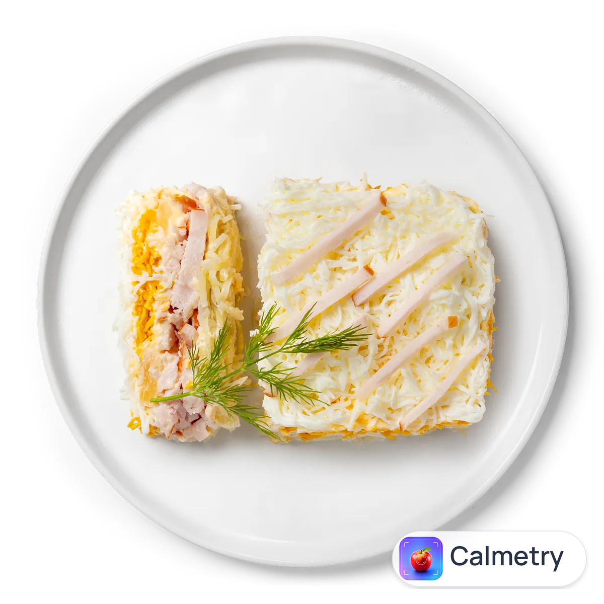 Салат з копченим курячим філе та ананасом