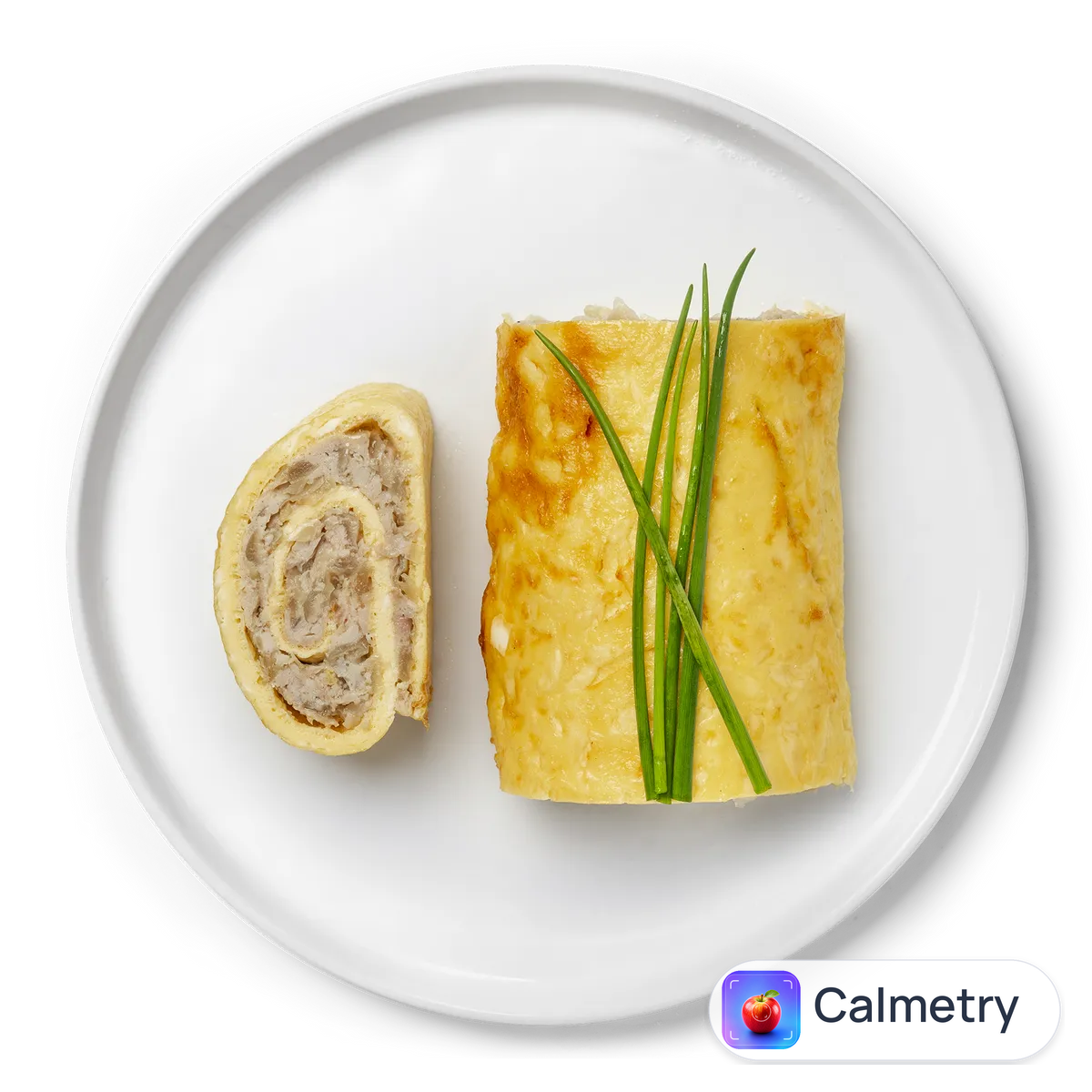 Яєчний рулет з курячим фаршем