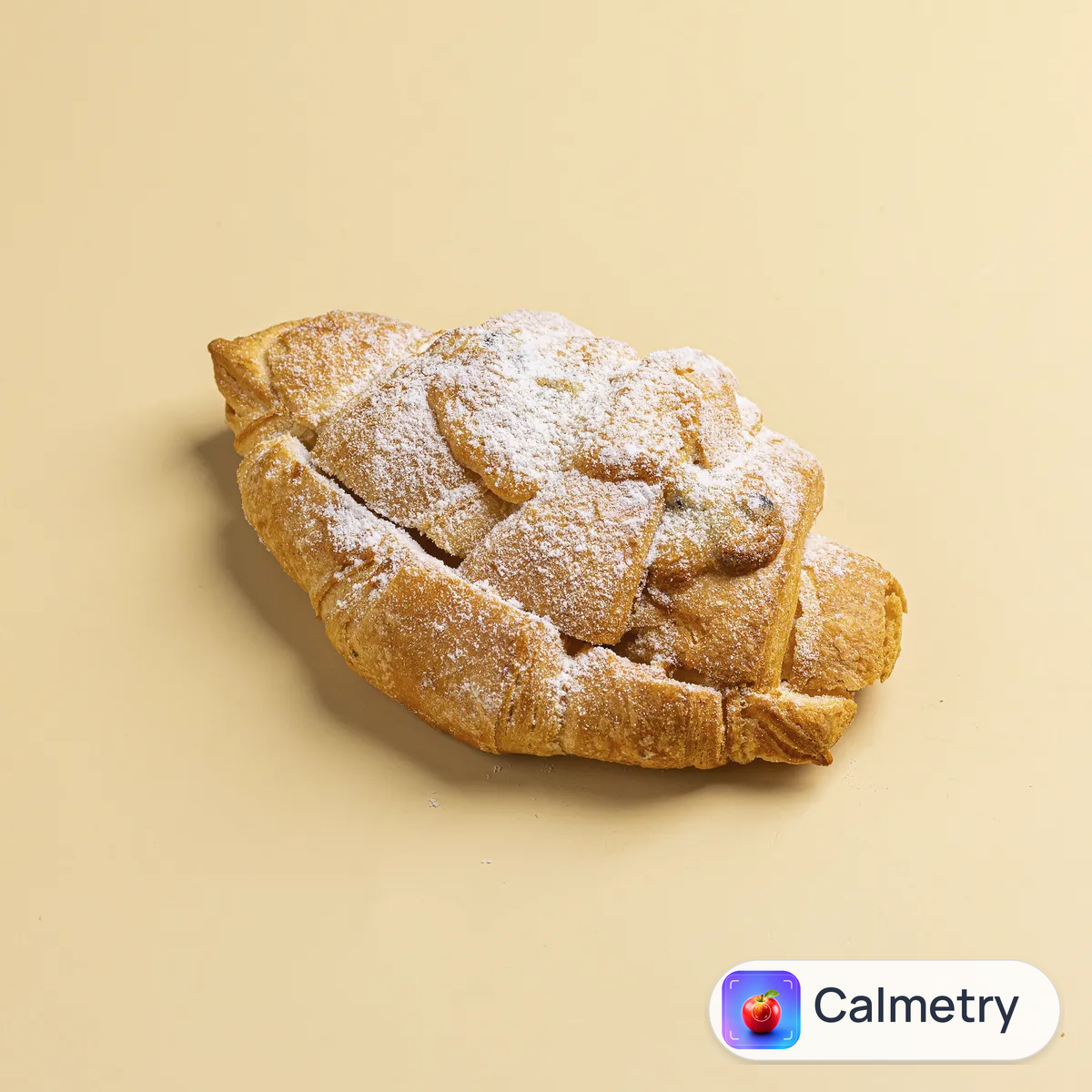Круасан Boulangerie з мигдалем та шоколадом 90г