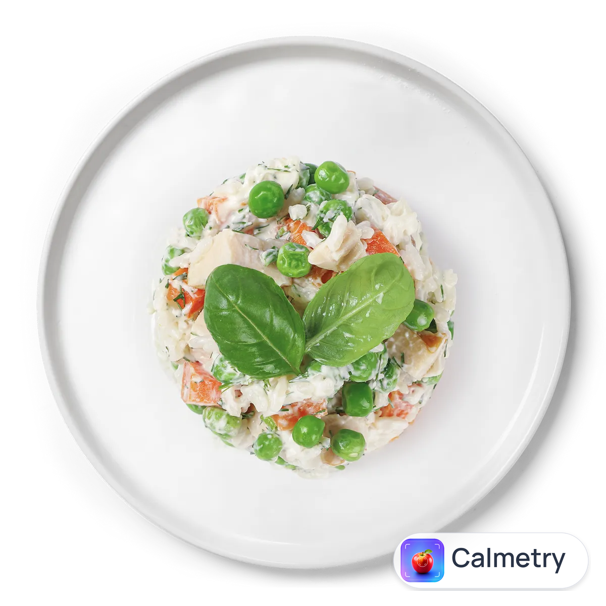 Салат з копченим курячим філе та горошком