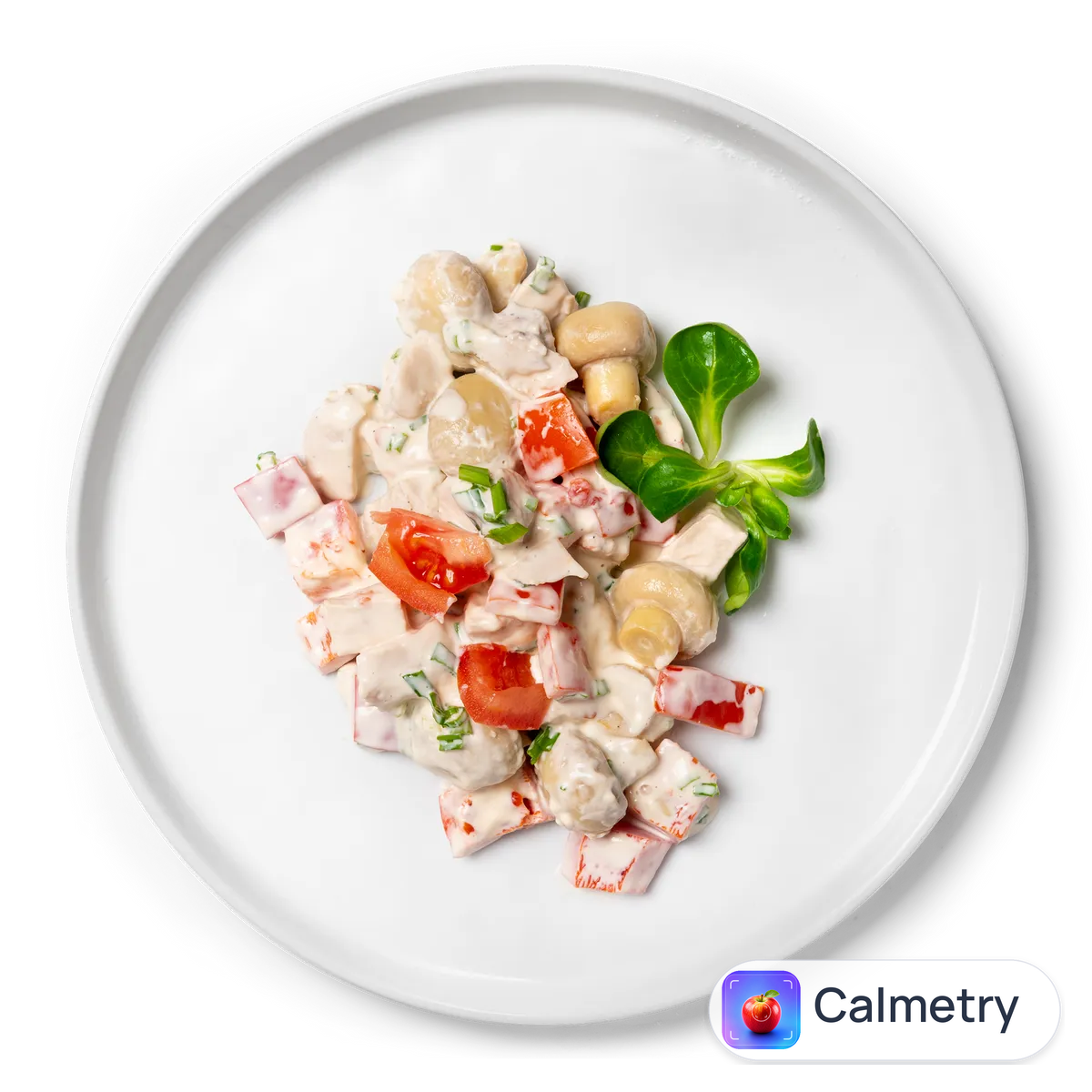 Салат з курячим філе та печерицями в упаковці