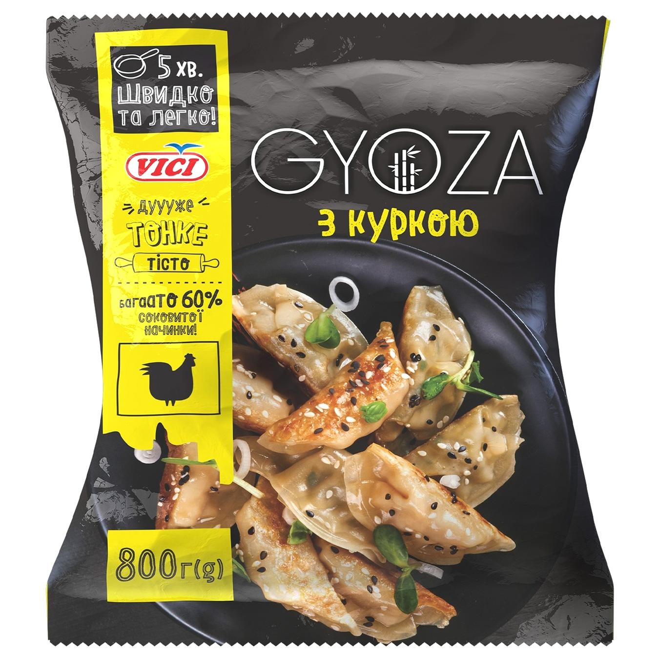 Гіоза Vici Gyoza з куркою 800г — фото продукту