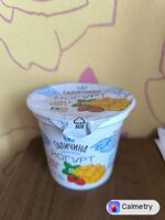 Йогурт Суниця-Манго 2,2% жиру